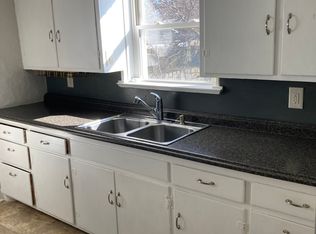 220 E Pine St, Springfield, IL 62704