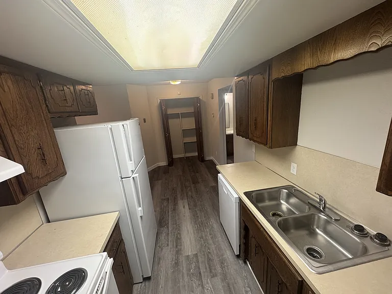 301 Butler Ave — Photo 1