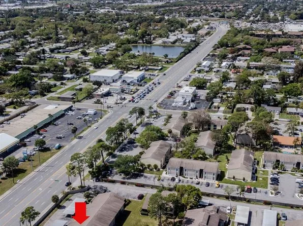 5797 Summer Side Ln #7A, Sarasota, FL 34231