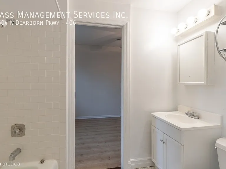 1504 N Dearborn Pkwy, Chicago, IL — Photo 68