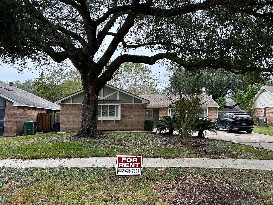 423 Hennessee Ln