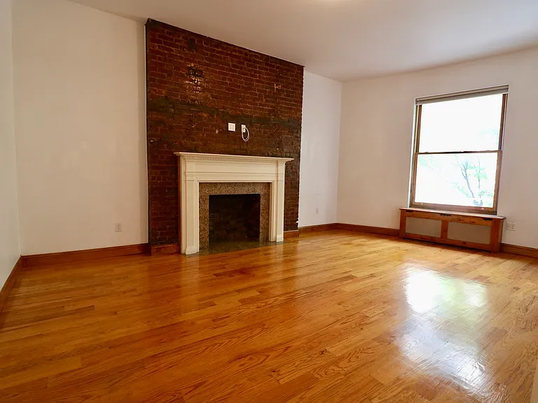 336 W 77th St #6 — Photo 1