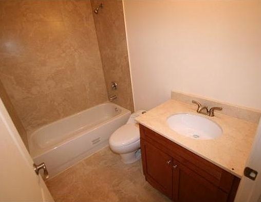 2nd image of 5806 SW 135th Ave