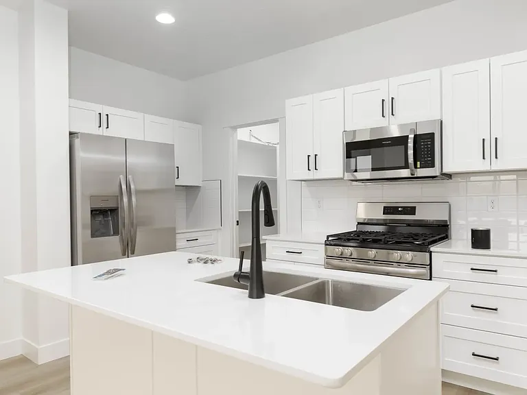 2838 W 500 N — Photo 16