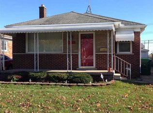 22748 Courtland Ave, Eastpointe, MI 48021