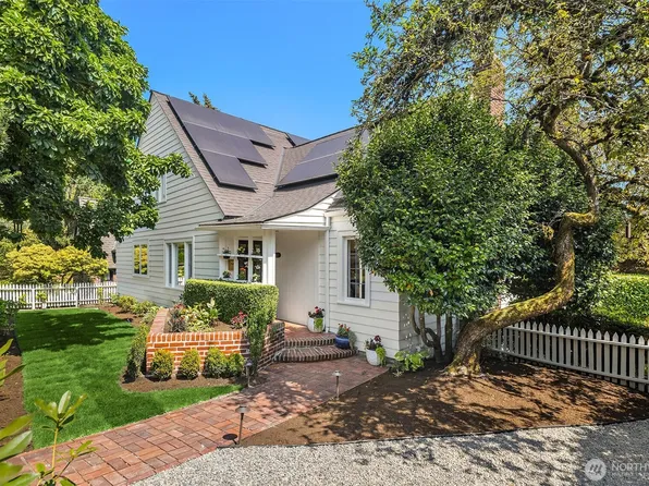 1502 39th Avenue E, Seattle, WA 98112