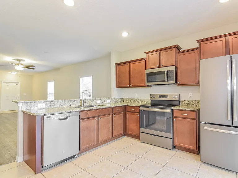 936 Seminole Sky Dr — Photo 7