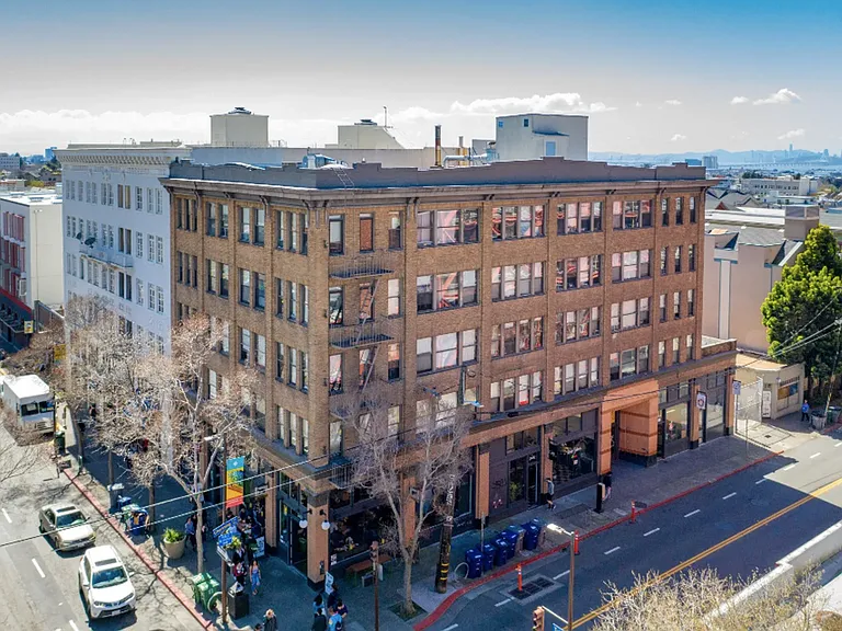 SHARED & PRIVATE Dorm Style Units Available at The Telegraph Commons! 2 blocks from UCB! — Photo 32