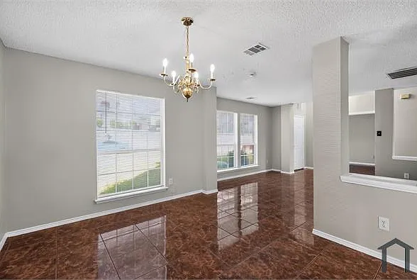 2313 Valley Falls Ave — Photo 9
