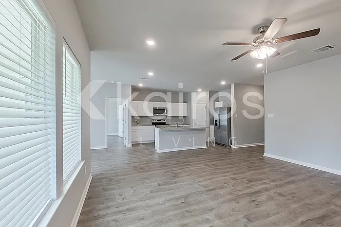 123 Santiago Ct — Photo 5