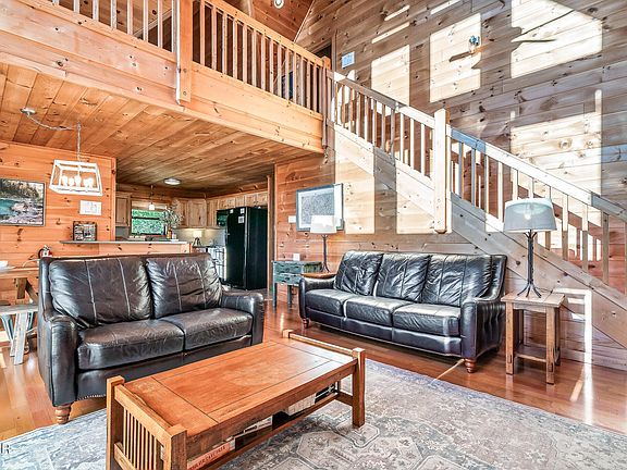 4th image of 2607 Sunset Cir