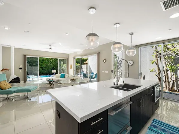 743 E Twin Palms Dr, Palm Springs, CA 92264