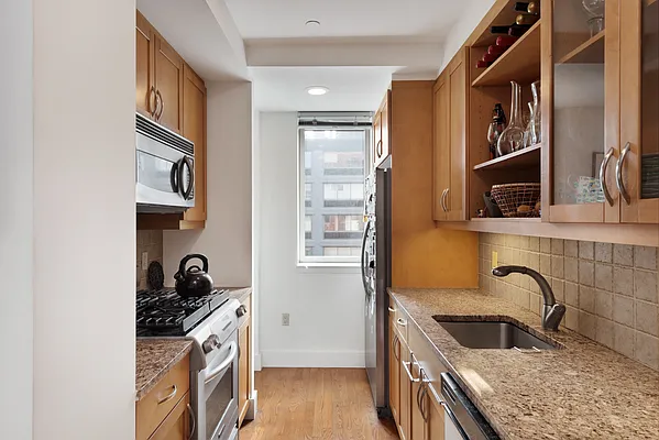 Rented by Keller Williams NYC | media 10