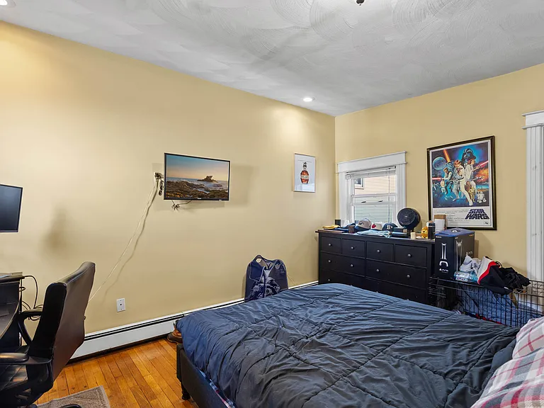 18 Gaston St #2 — Photo 10