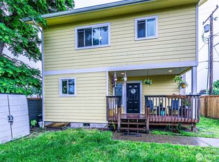 106 2nd St NE, Yelm, WA 98597
