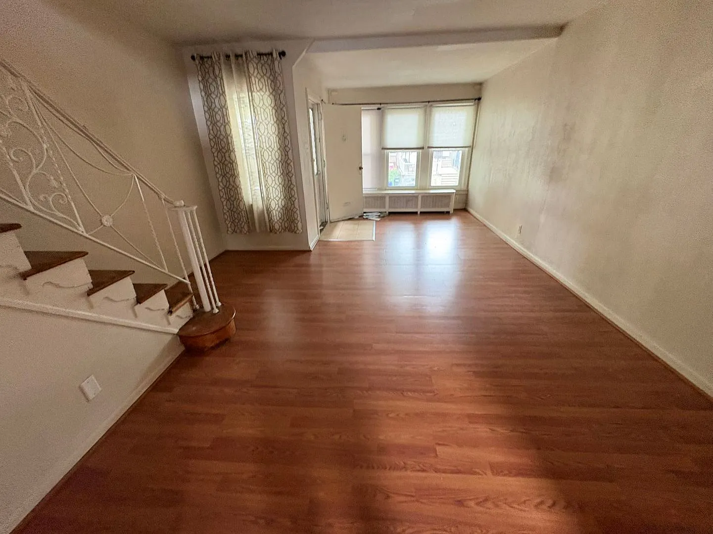 4112 Stirling St. — Photo 3