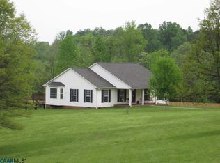 424 Pasture Ln, Stanardsville, VA 22973