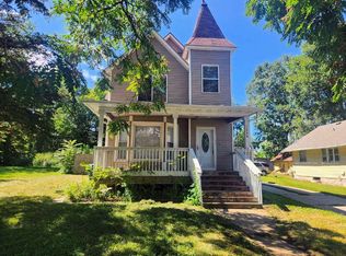 1334 E 14th St, Des Moines, IA 50316