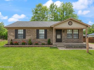 9520 Cooper Chase Ct, Louisville, KY 40229