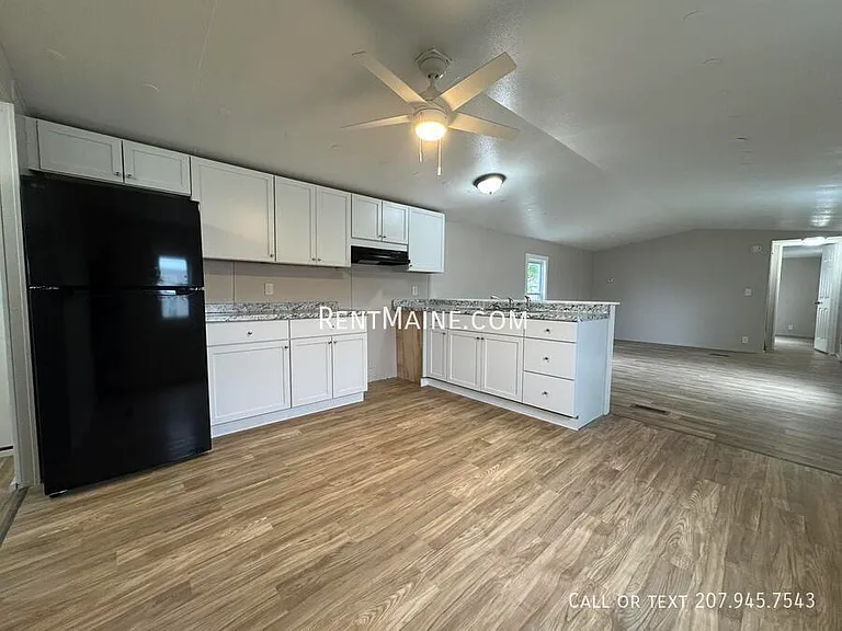 108 D St — Photo 1