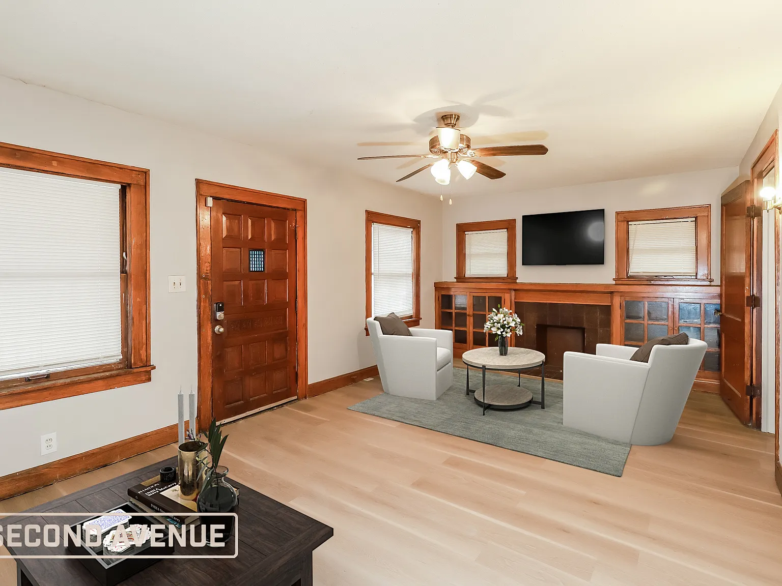 3 bed, 1.0 bath, 1246 sqft, $1,050 — Photo 2