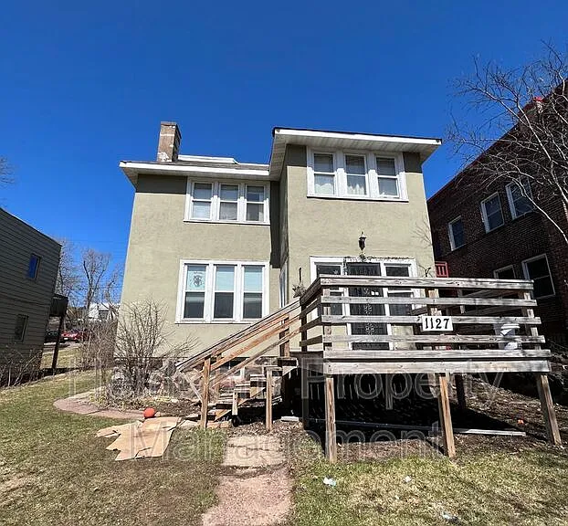 1127 E 3rd St #2 — Photo 1