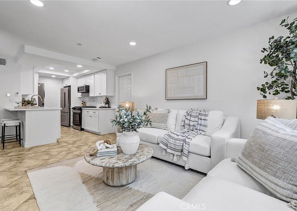 1st image of 1042 Calle Del Cerro Unit 203