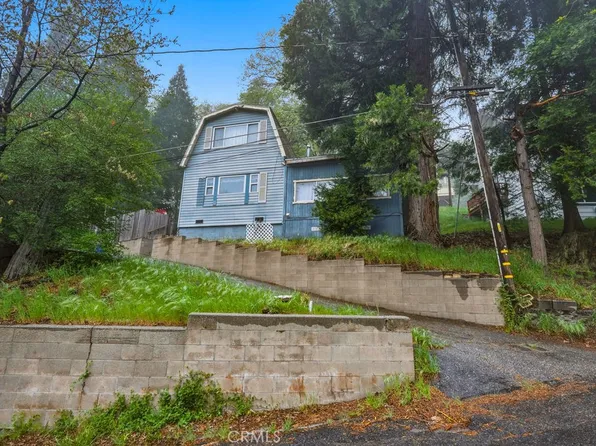 482 Zuger Ct, Crestline, CA 92325