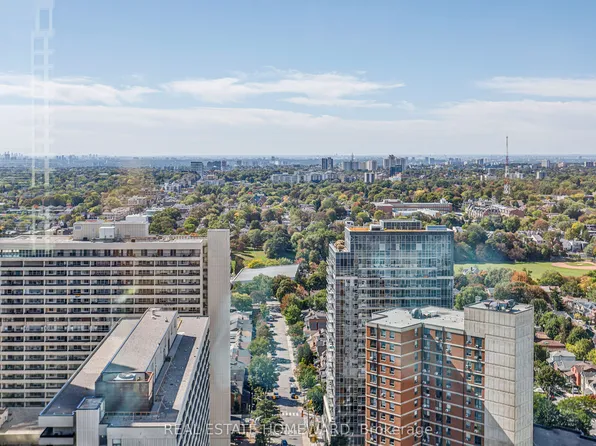 30 Roehampton Ave Unit 3102, Toronto, ON M4P 0B9