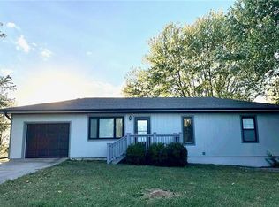 206 Bombay St, Wood Heights, MO 64024