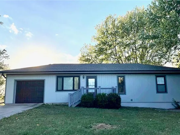 206 Bombay St, Wood Heights, MO 64024