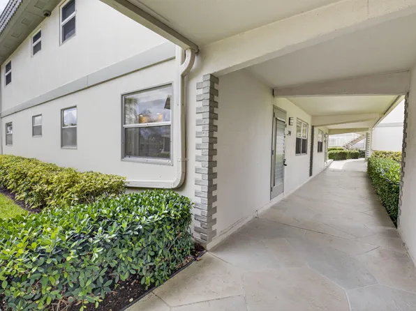 204 Flanders E, Delray Beach, FL 33484