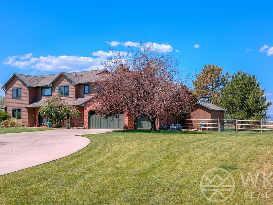 4 br, 2.5 bath House - 7415 Rodeo Drive - House Rental in Longmont, CO