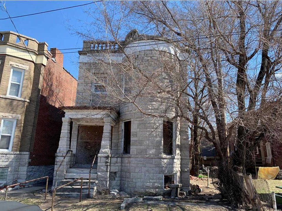 1st image of 608 Walton Ave