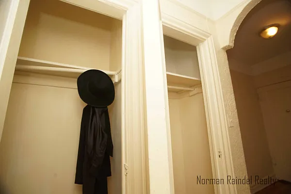 Rented by Norman Raindel, LREB | media 18