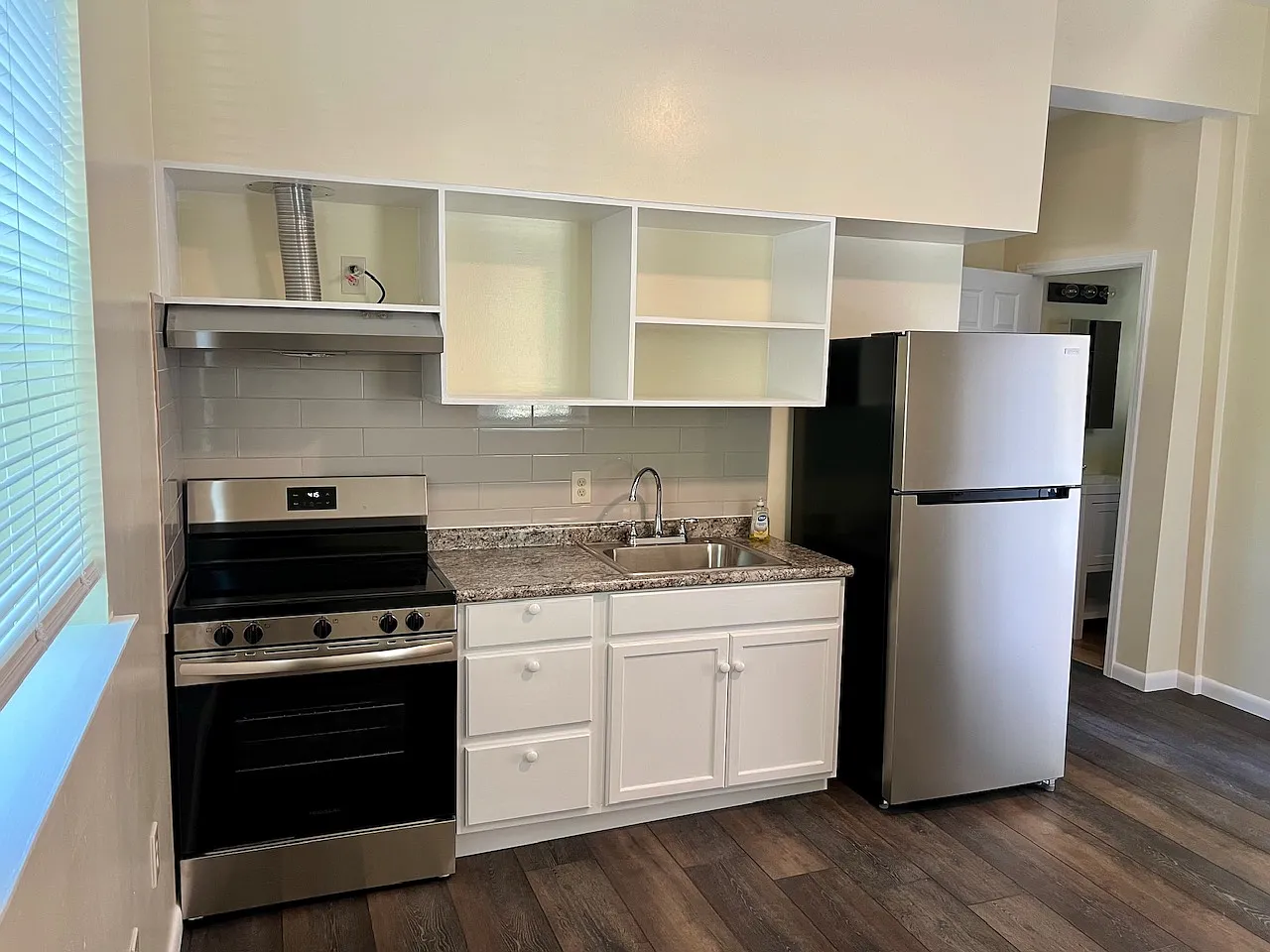 1 bed, 650 sqft, $1,350 — Photo 1