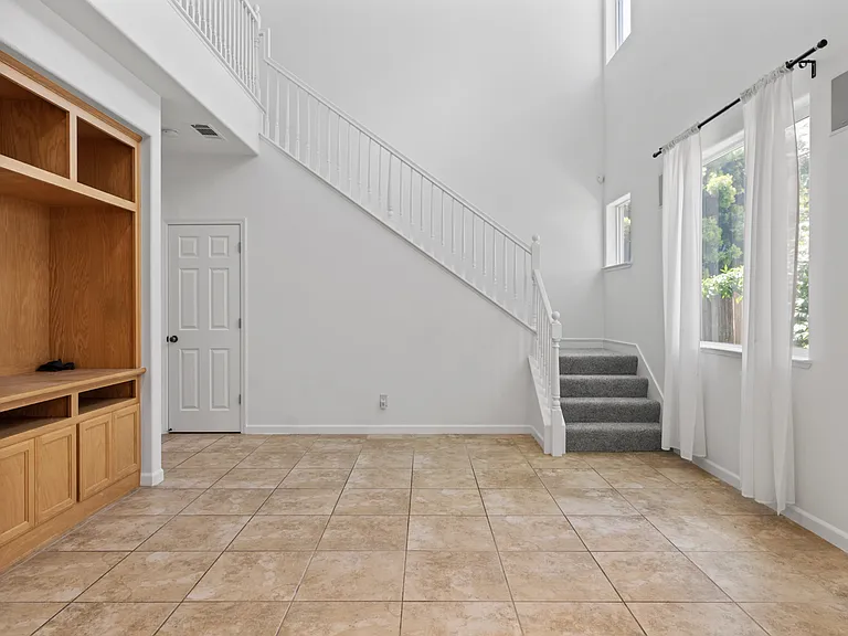 361 Gabiano Ct — Photo 9