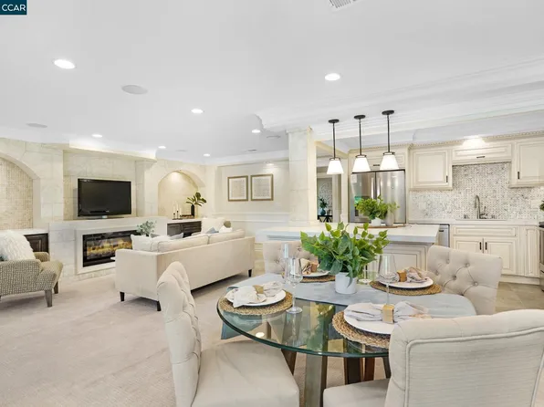 1332 Singingwood Ct APT 1, Walnut Creek, CA 94595