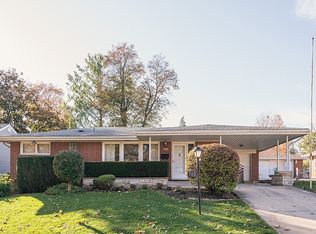 500 Lynn Ter, Waukegan, IL 60085