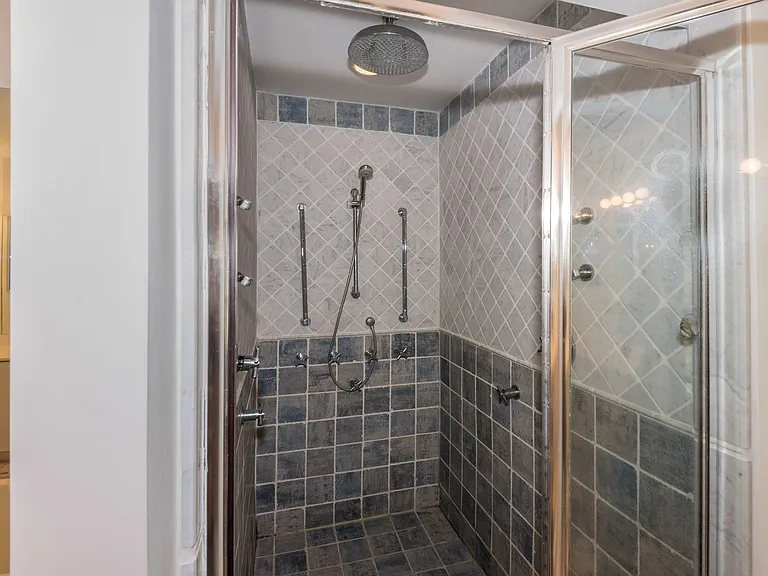 5 Northside Dr — Photo 15