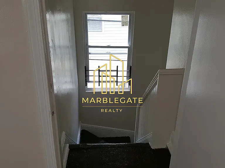 141 Goodwin Ave #11 — Photo 3