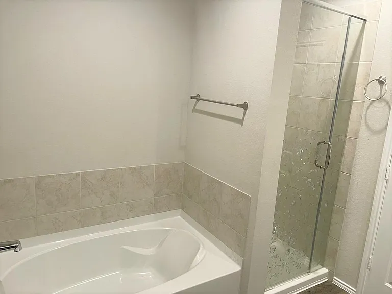 22535 Theodoli Dr — Photo 9