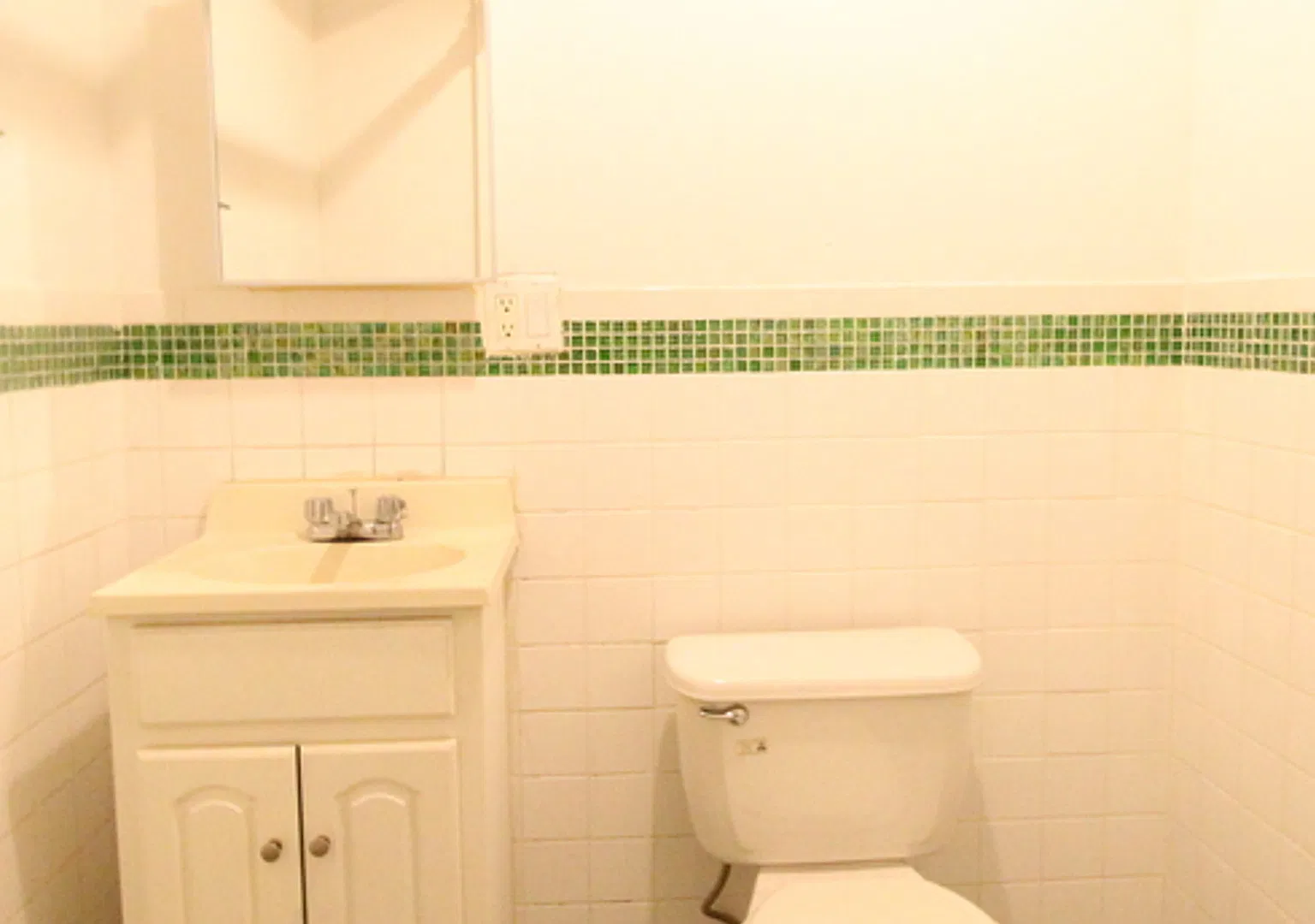 571 Lincoln Place — Photo 4