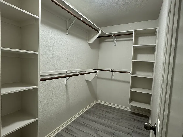 208 Latigo Ln — Photo 15