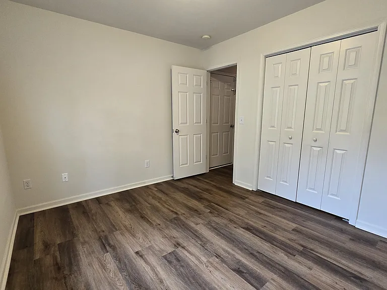 2447 Mid Salem Dr — Photo 10
