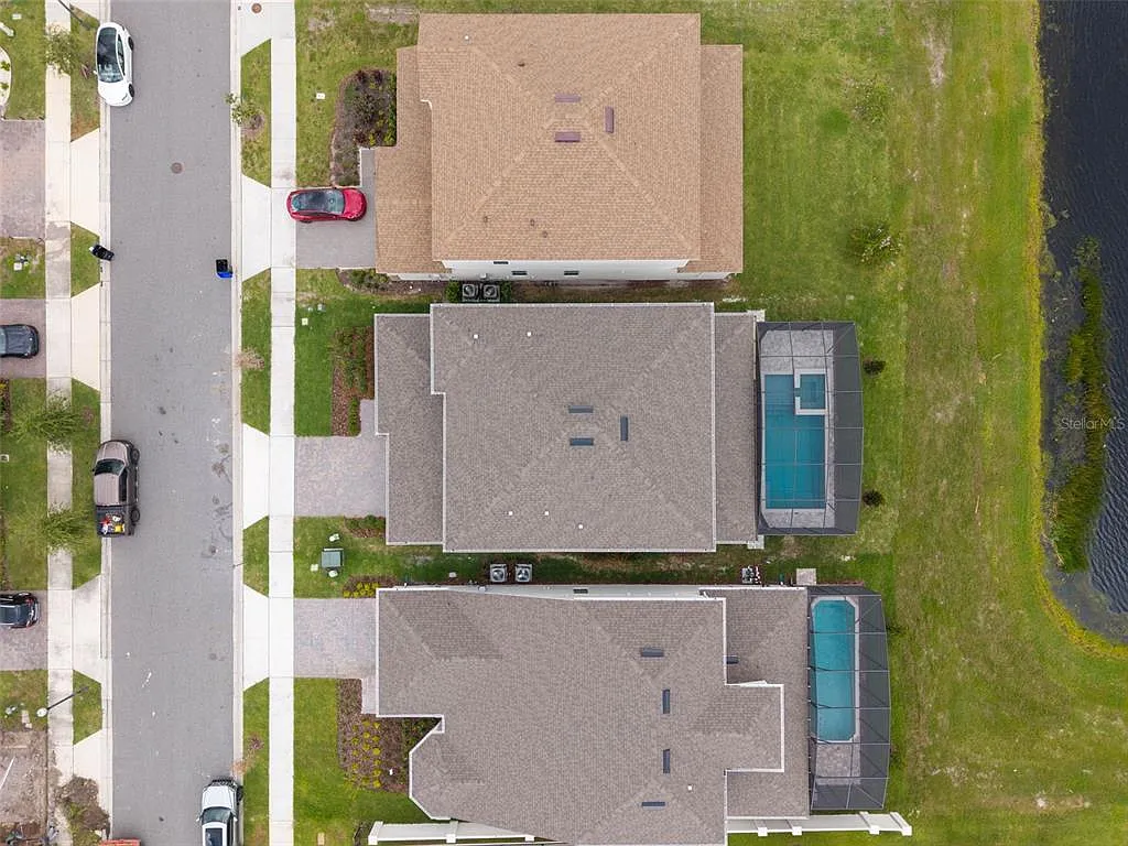 5 bed, 4.5 bath, 3416 sqft, $6,100 — Photo 3