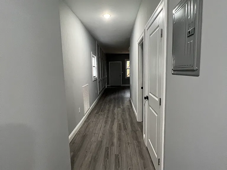 163 N 9th St #2 — Photo 7