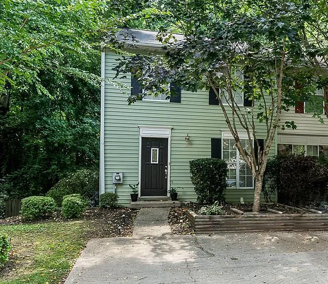 3556 Kennesaw Station Dr NW — Photo 2