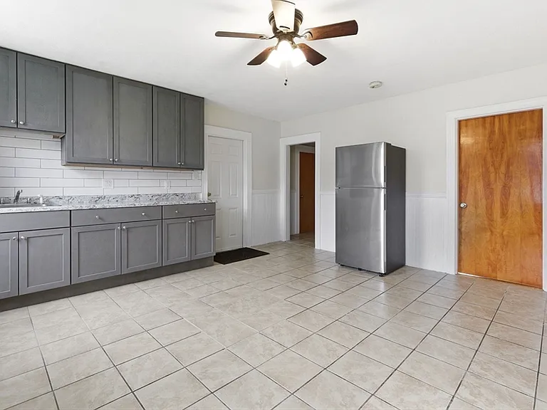 84 Margin St #2 — Photo 9