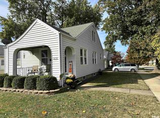 825 N 22nd St, Quincy, IL 62301